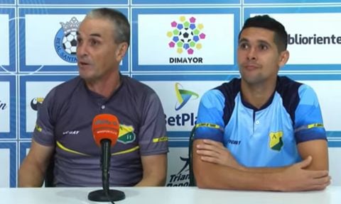 Néstor Craviotto y Blas Yamil Díaz, Atlético Huila. Foto: Captura de pantalla YouTube de la Dimayor