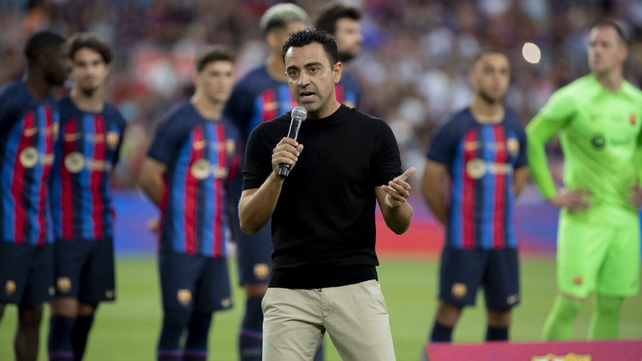 Barcelona's coach Xavi Hernandez addresses to the crowd prior of the Joan Gamper trophy soccer match between FC Barcelona and Pumas Unam at the Camp Nou Stadium in Barcelona, Spain, Sunday, Aug. 7, 2022. (AP/Joan Monfort)