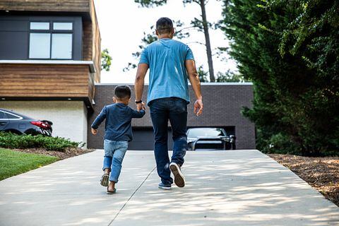 El hombre ha logrado encontrar a 25 de sus hijos biológicos.