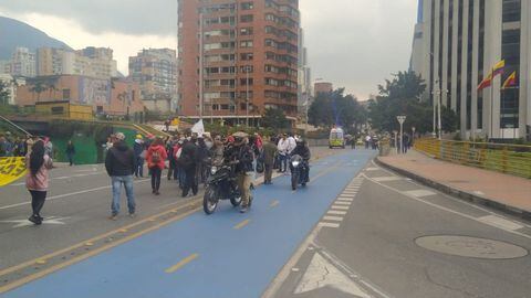 Los profesores de Bogotá adelantan una movilización que afecta la movilidad en la ciudad, por lo que las autoridades adelantan un plan de manejo del tráfico para minimizar el impacto sobre los usuarios de las vías.