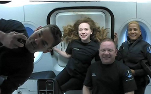 Los cuatro turistas espaciales de SpaceX.