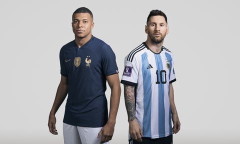 (EDITORS NOTE: THIS IMAGE HAS BEEN RETOUCHED) In this composite image, a comparison has been made between (L-R) Kylian Mbappe of France and Lionel Messi of Argentina, who are posing during the official FIFA World Cup 2022 portrait sessions. Argentina and France meet in the final of the FIFA World Cup Qatar 2022. (Photo by Getty Images/FIFA/FIFA)
