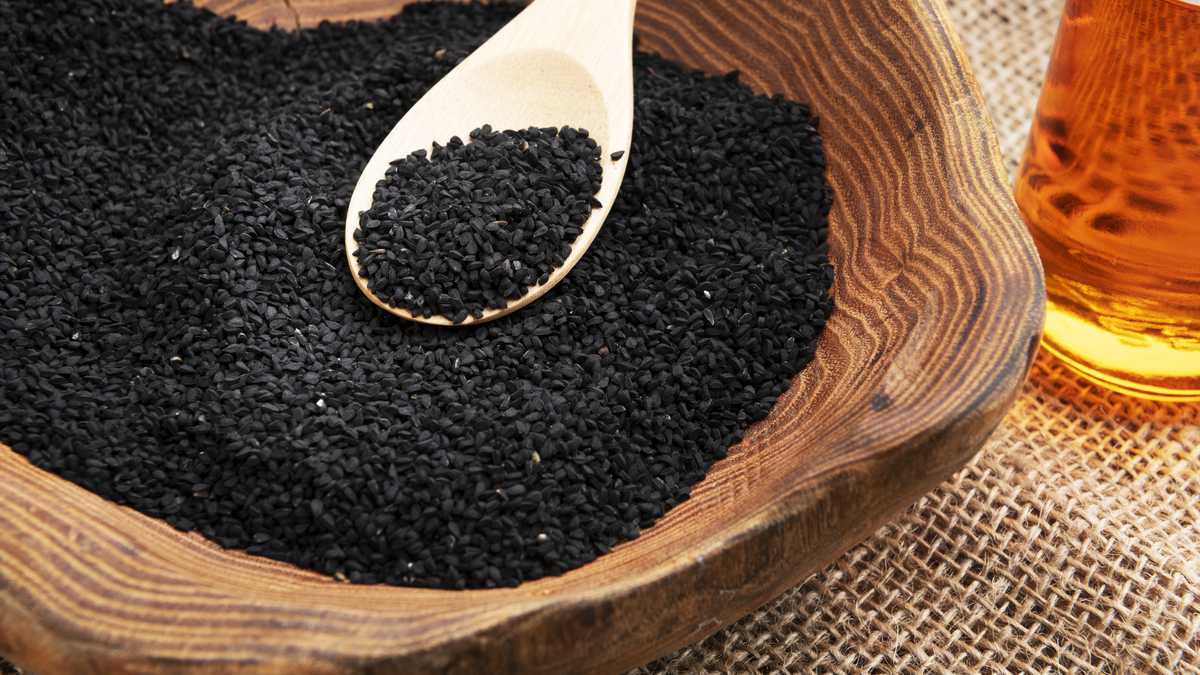 El comino negro tiene propiedades antioxidantes.