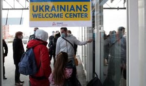 Muchos ciudadanos ucranianos huyen de la guerra que se vive en su país