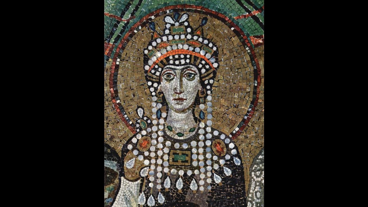 La emperatriz bizantina Teodora (en un mosaico de San Vital, en Rávena) antes fue actriz, ocupación relacionada en ocasiones con la prostitución. Wikimedia Commons / The Yorck Project