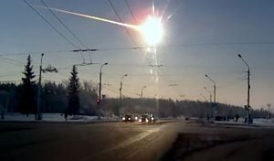 Un asteroide cayendo en Cheliábinsk (Rusia) el 13 de febrero de 2013