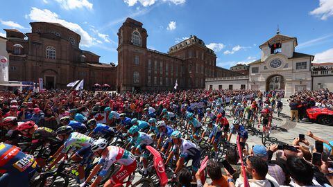 Comenzó el Giro de Italia con una buena actuación de los colombianos en la primera etapa.