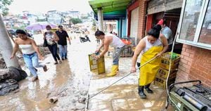 En departamentos como Valle, Antioquia y Caldas, decenas de familias se han visto afectadas por cuenta de las inundaciones producidas por el desborde de quebradas. Foto: archivo/Semana. 