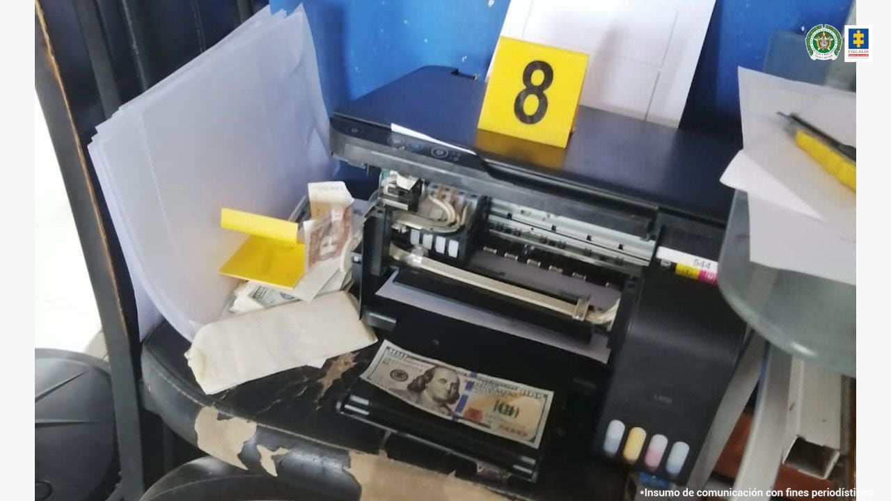 Una improvisada imprenta ubicó la Fiscalía en el municipio de Maicao, donde se falsificaban dólares que exportaban a Panamá y Venezuela.
