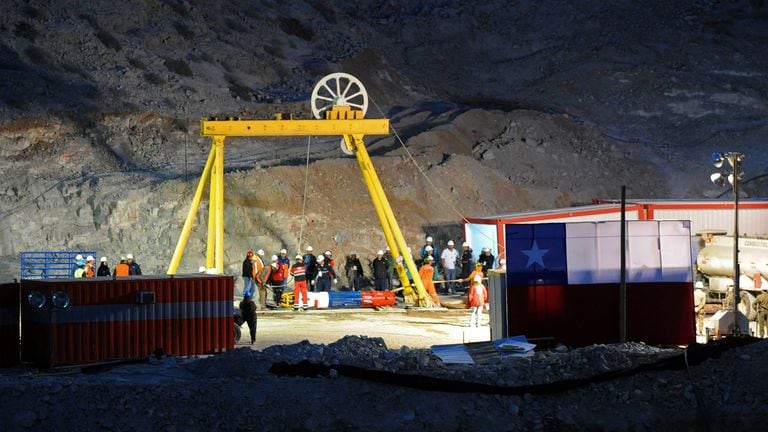 Este año se cumple una década del rescate de 33 mineros chilenos tras 69 días enterrados en una mina.
