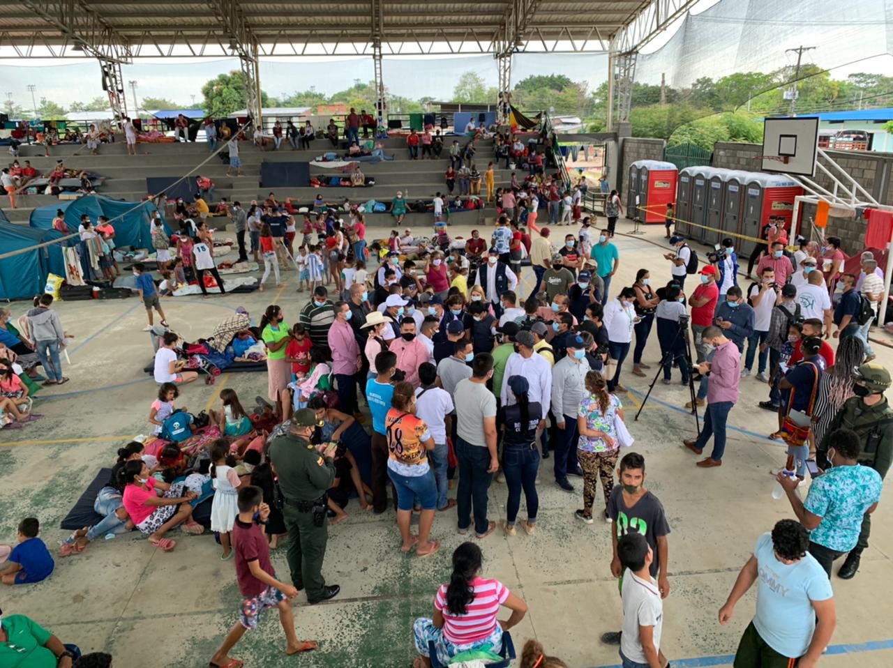 Cada hora llegan 100 nuevos refugiados venezolanos al municipio, huyendo de la violencia.