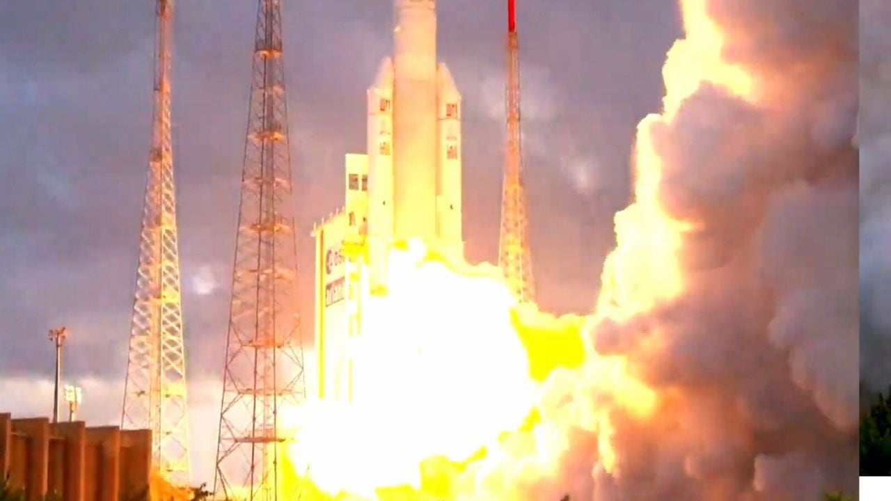 Cohete Ariane 5, satélites de telecomunicaciones.