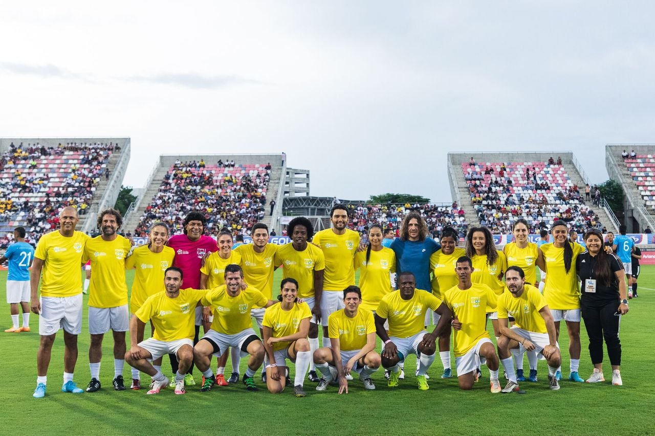 Carles Puyol, líderes
sociales, formadores, jugadores y jugadoras de fútbol profesional, tomadores de decisión,
sector público y privado se unieron en un mismo escenario para seguir trabajando en pro de
iniciativas de Fútbol para el Desarrollo.