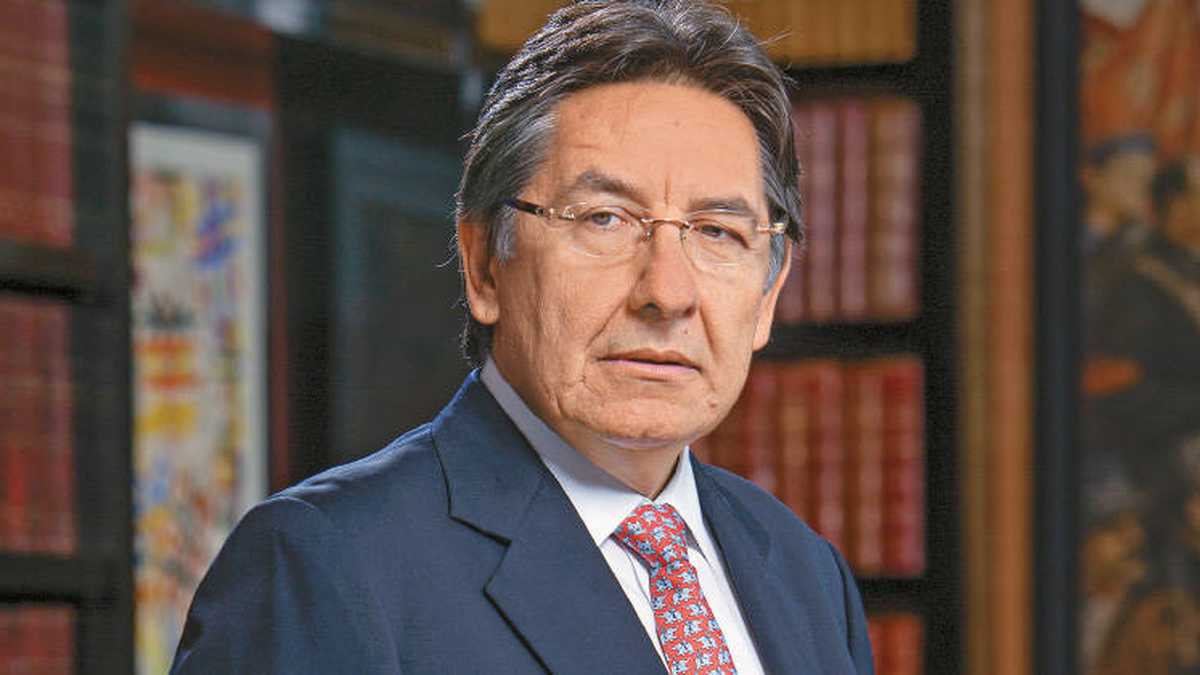 El fiscal Néstor Humberto Martínez ha sido la voz más crítica sobre los alcances y excepciones de la Jurisdicción Especial para la Paz.