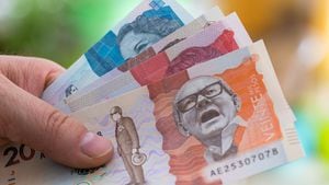 Dinero colombiano, billetes de diferentes montos