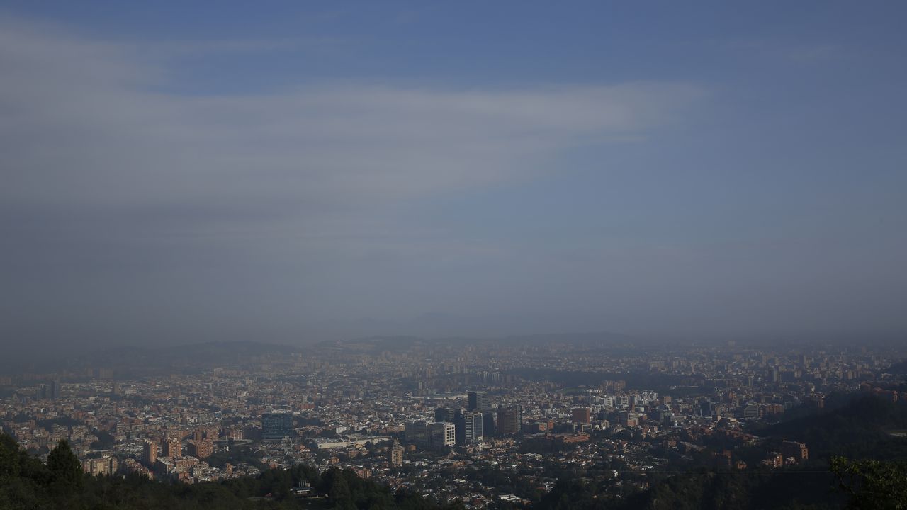 Contaminación en el aire de Bogotá
Foto Guillermo Torres Reina