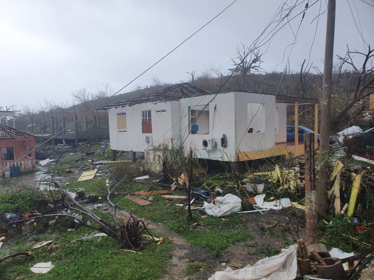 Casas sin techo y prácticamente sin nada, esos fueron los devastadores resultados del huracán Iota en Providencia.