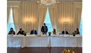 El ministro de Hacienda se reunió con el Consejo de las Américas en Nueva York. Foto: Twitter @jrestrp