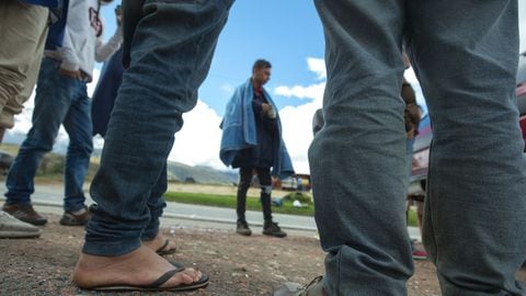 migración venezolana en Colombia se expone a peligros como reclutamiento forzado y trata de personas.