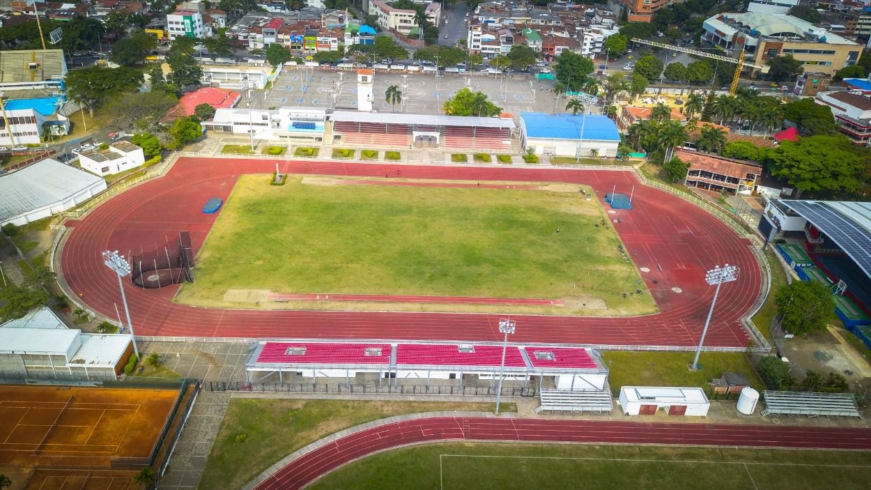 Estadio de Atletismo Pedro Grajales. Requirió una inversión de $1.034.083.758. Allí se practicará atletismo preparación y calentamiento.