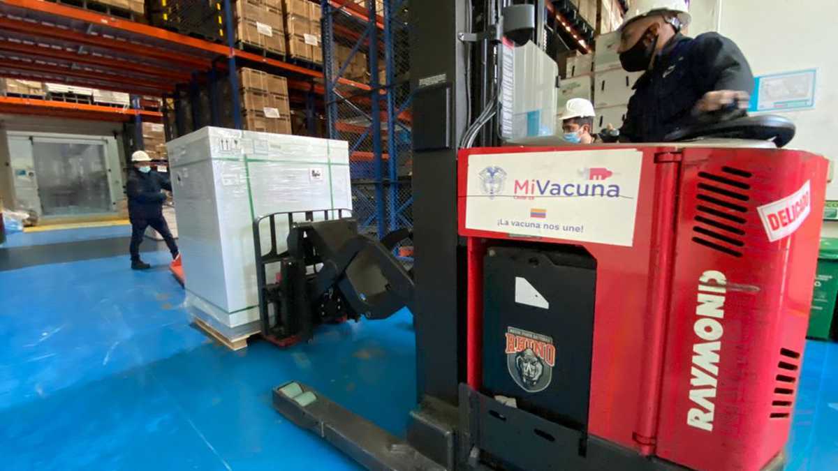 ¡Más vacunas! Colombia recibió 2.260.800 dosis de vacunas de Sinovac