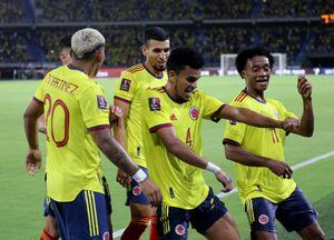 Jugadores de la Selección Colombia festejan un gol en el Metropolitano de Barranquilla