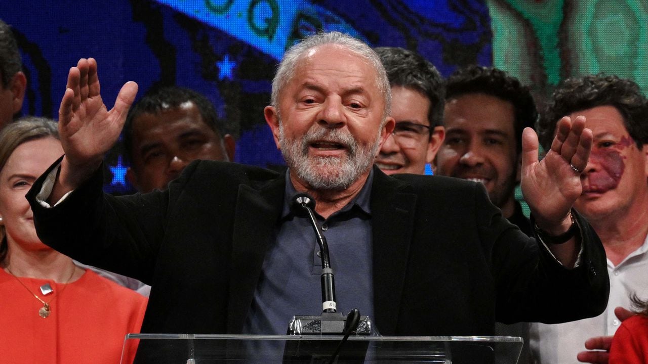 El expresidente Lula da Silva durante su discurso tras ganar las elecciones de su país