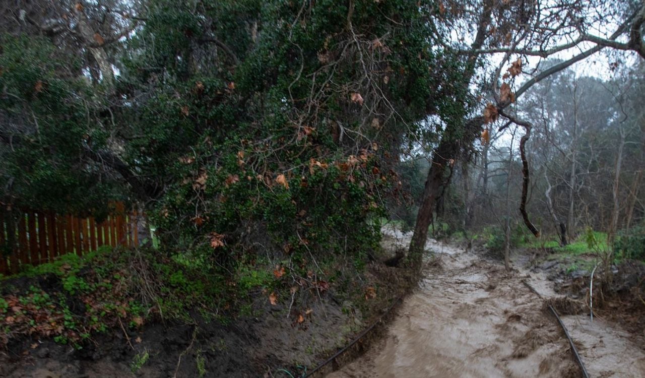 La población de Montecito en California está afectada por las intensas lluvias que se han presentado en los últimos días