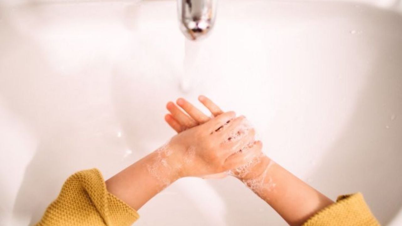 Los expertos dicen que la ventilación es tan importante como el lavado de manos, el distanciamiento y el uso de mascarillas.