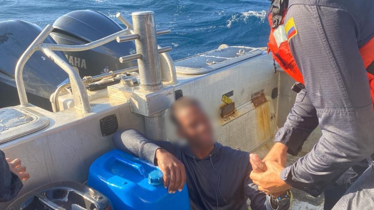 Armada rescata a dos dominicanos que quedaron a la deriva cerca a La Guajira; ¿qué estaban haciendo?