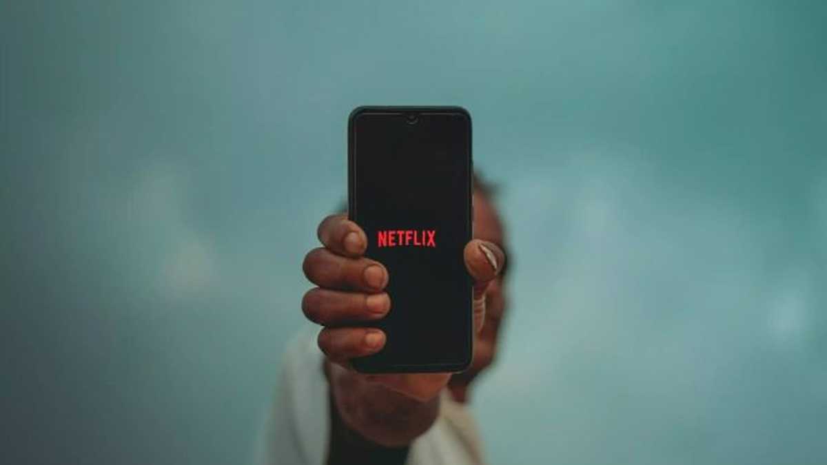 No es la primera vez que los directivos de Netflix se pronuncian sobre la posibilidad de lanzar una oferta adicional con anuncios. Foto: Europa Press.