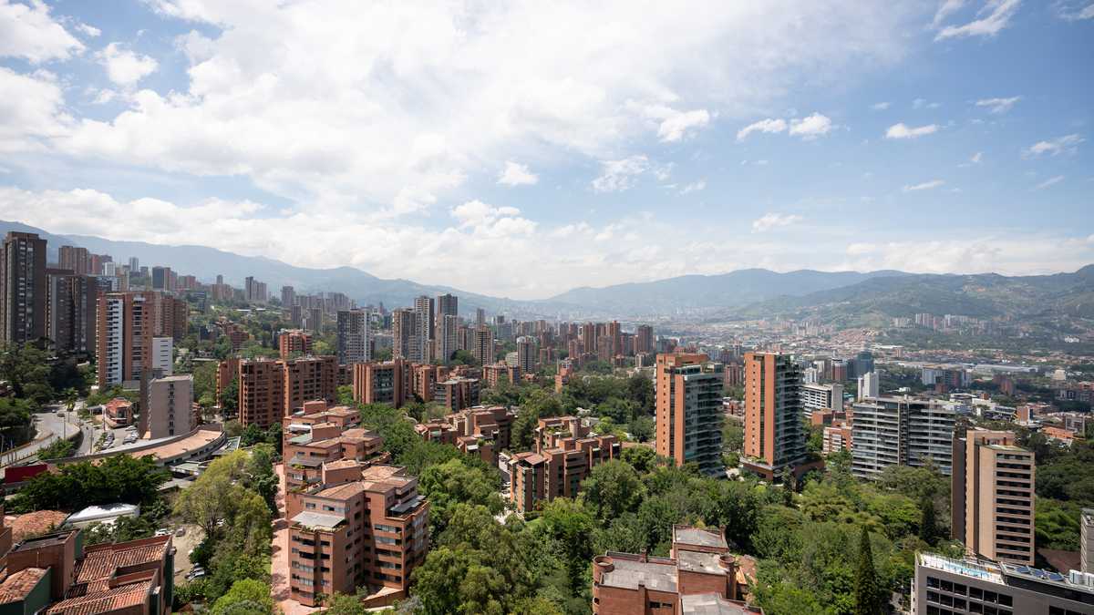 Hermosa vista de la ciudad de Medellín, Colombia - conceptos de destino de viaje