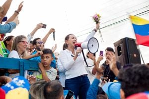 María Corina Machado está en campaña con miras a las primarias en Venezuela en octubre.