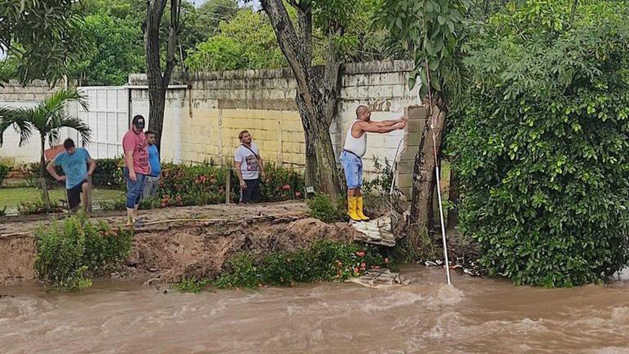 Producto de las fuertes lluvias en Atlántico decenas de familias perdieron sus casas en Piojó.