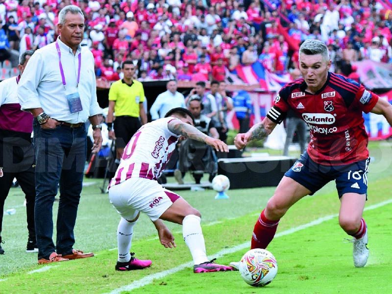 Hernán Torres durante el partido entre Medellín y Tolima