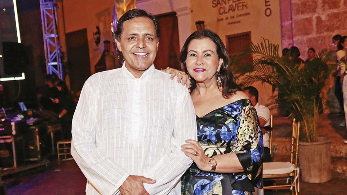  Gitanillo de América e Ivette Uhia de Caro.