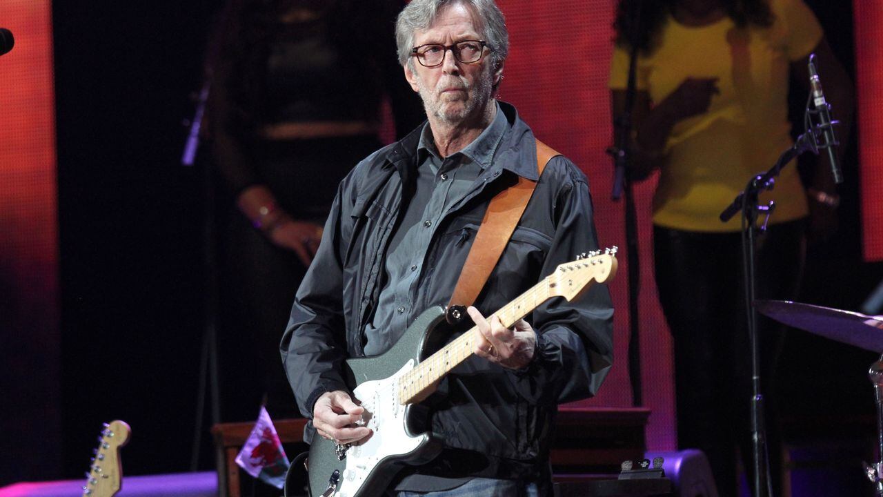 Eric Clapton afirma que las personas vacunadas contra la covid-19 están hipnotizadas. 
(Foto de ARCHIVO)
13/9/2017