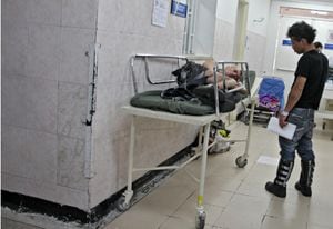 El Hospital Santa Clara atiende a cualquier paciente, además llegan casos de violencia y habitantes de calle que necesitan hospitalización, por eso las 235 camas no son suficientes. 