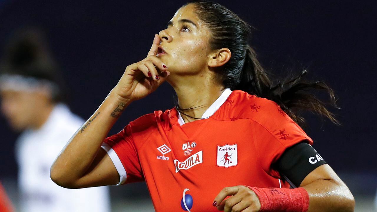 Catalina Usme, la capitana del América de Cali, fue elegida como la jugadora en la Copa Libertadores femenina.