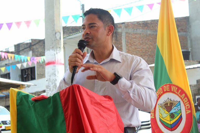 Roller Escobar Gómez, alcalde de Villa Rica.
