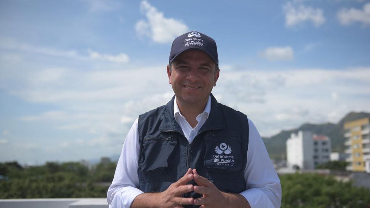 Carlos Camargo, defensor del pueblo, habló con Semana sobre la situación que se vive en Cauca y la frontera con Venezuela.