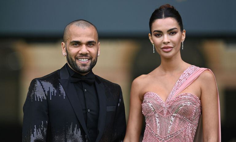 LONDON, ENGLAND - OCTOBER 17: Dani Alves and Joana Sanz attend the Earthshot Prize 2021 at Alexandra Palace on October 17, 2021 in London, England. (Photo by Samir Hussein/WireImage)