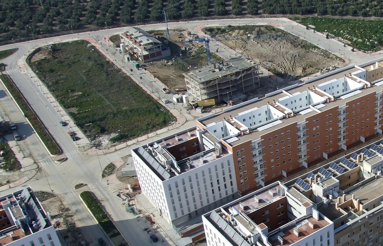 Imagen de una venta de suelos de la Agencia de Vivienda y Rehabilitación de Andalucía (AVRA).
JUNTA DE ANDALUCÍA
(Foto de ARCHIVO)
05/6/2020