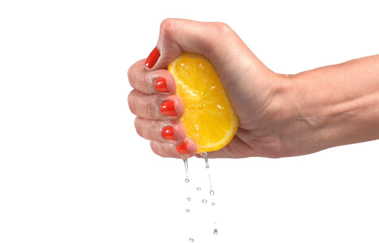 Jugo de limón en exceso puede afectar el organismo