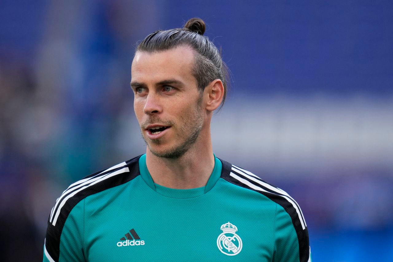 Real Madrid's Gareth Bale attends a training session at the Stade de France in Saint Denis near Paris, Friday, May 27, 2022. Liverpool and Real Madrid are making their final preparations before facing each other in the Champions League final soccer match on Saturday. (AP Photo/Manu Fernandez)