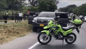 La Policía disparó a las llantas de la camioneta para lograr detenerla.