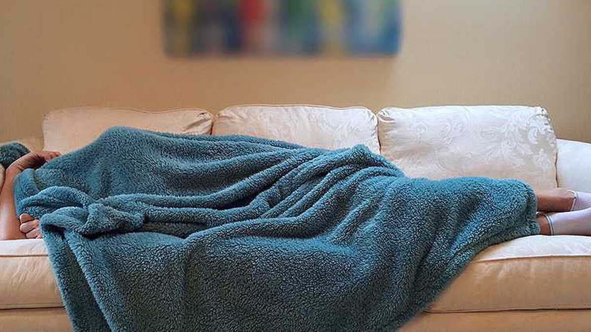 Los expertos sugieren que es necesario usar usar productos de dormir con buena ventilación. 