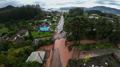 Al menos diez personas murieron y 21 se encuentran desaparecidas por las intensas lluvias registradas en el estado de Rio Grande do Sul.