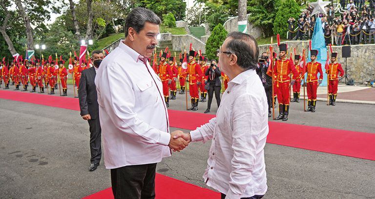     Gustavo Pedro became president of Colombia and visited Caracas extensively during the first eight months of his government. 