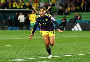Catalina Usme marcó el gol de Colombia.